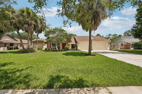$800,000 | 3941 Kingston Drive, Sarasota, FL 34238