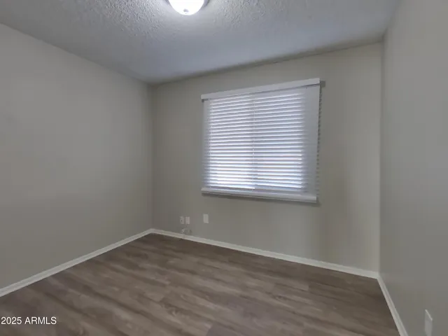 $1,829 | 13601 North 41st Street, Phoenix, AZ 85032