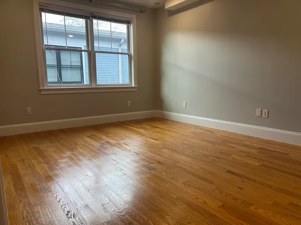 $4,000 | 45 Spring Street, Unit 18, Boston, MA 02132