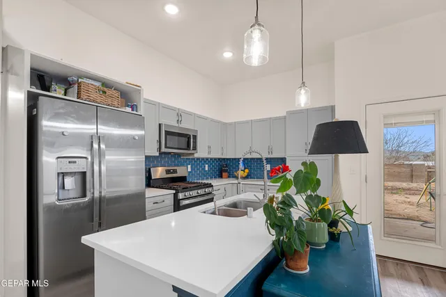 $280,000 | 5822 Willet Drive, Santa Teresa, NM 88008