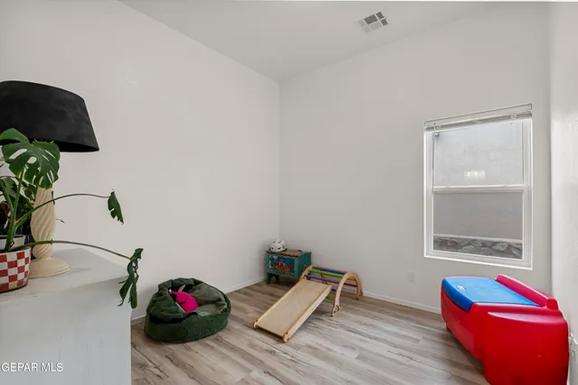 $280,000 | 5822 Willet Drive, Santa Teresa, NM 88008