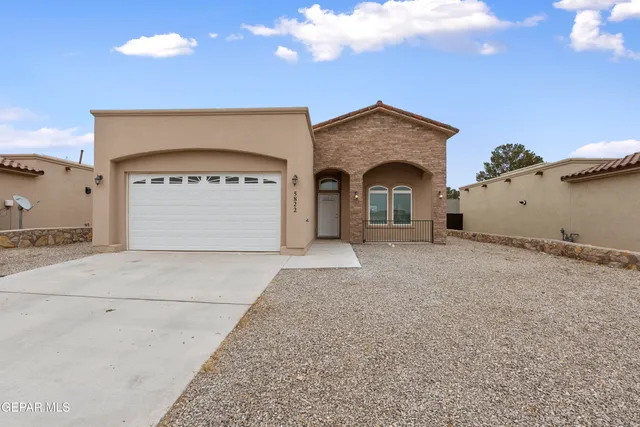 $280,000 | 5822 Willet Drive, Santa Teresa, NM 88008