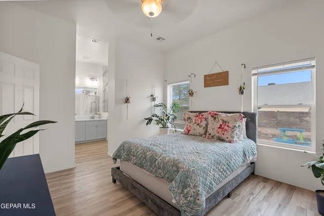 $280,000 | 5822 Willet Drive, Santa Teresa, NM 88008