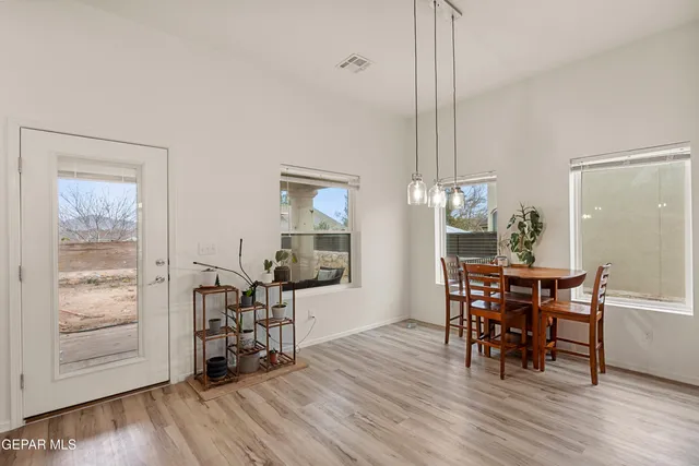 $280,000 | 5822 Willet Drive, Santa Teresa, NM 88008