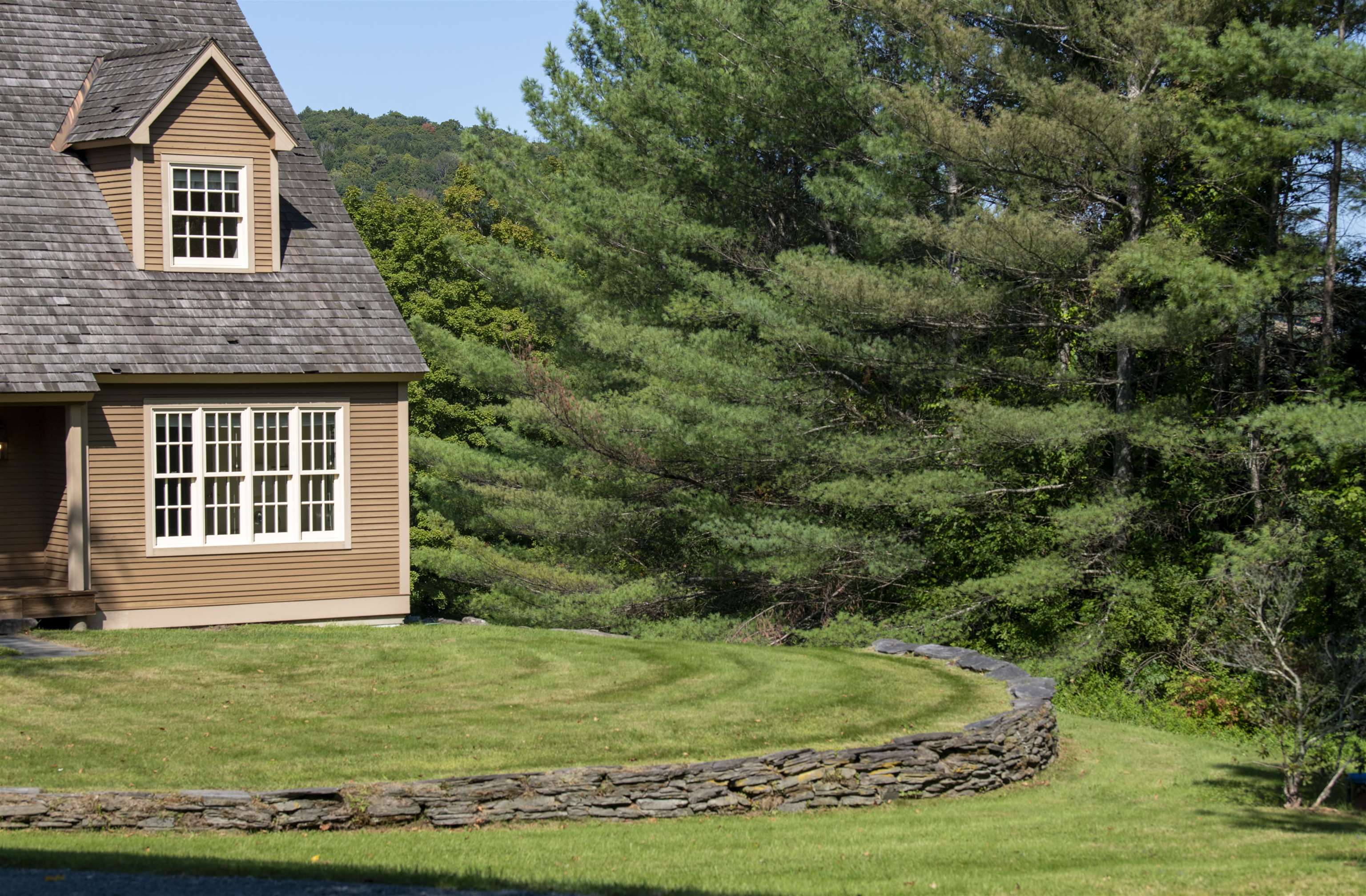 793 Hillside Road Hartford, VT 05059 - Photo 32 of 43 Gallery Image 32
