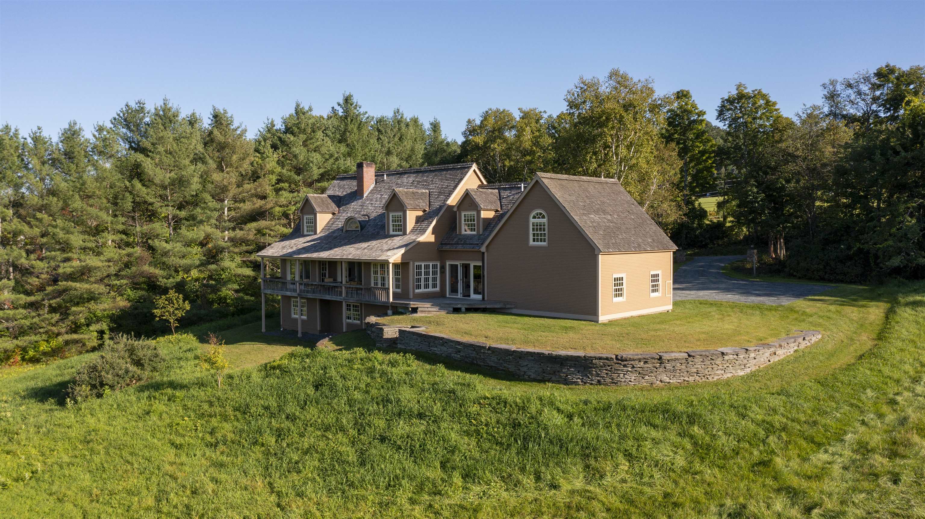 793 Hillside Road Hartford, VT 05059 - Photo 37 of 43 Gallery Image 37