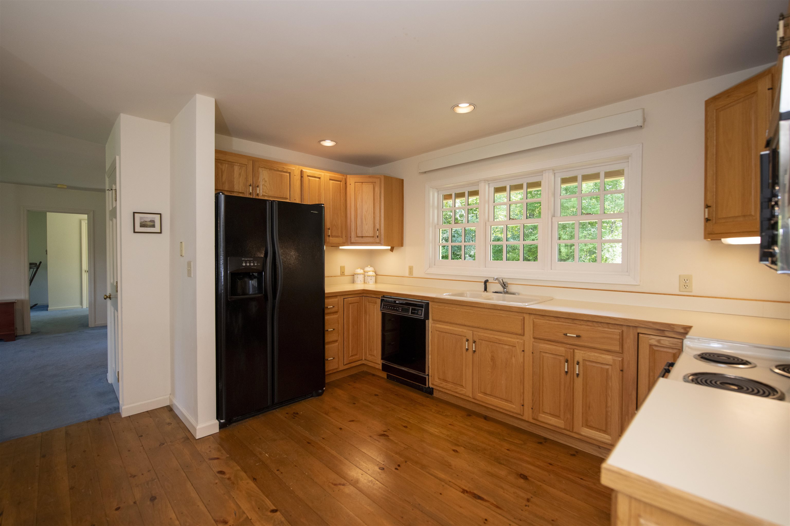 793 Hillside Road Hartford, VT 05059 - Photo 5 of 43 Gallery Image 5
