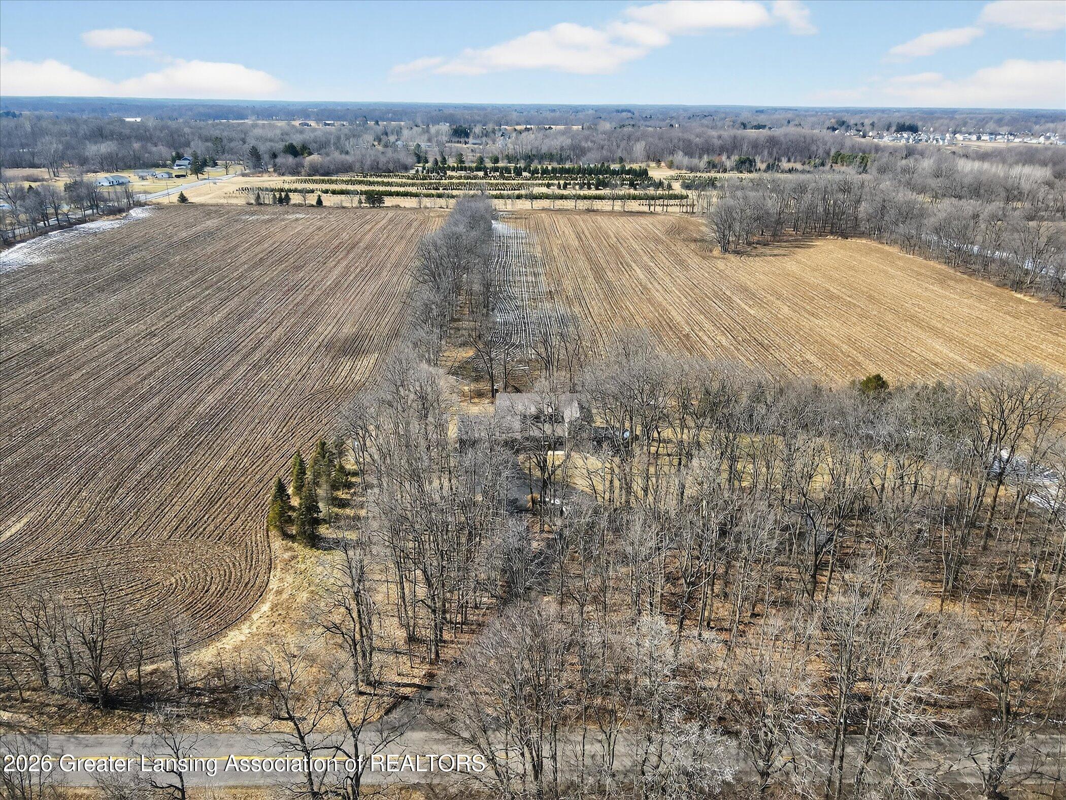 1075 North Edgar Road Mason, MI 48854 - Photo 50 of 58 51-1075-N-Edgar-Rd-WindowStill-Photograp