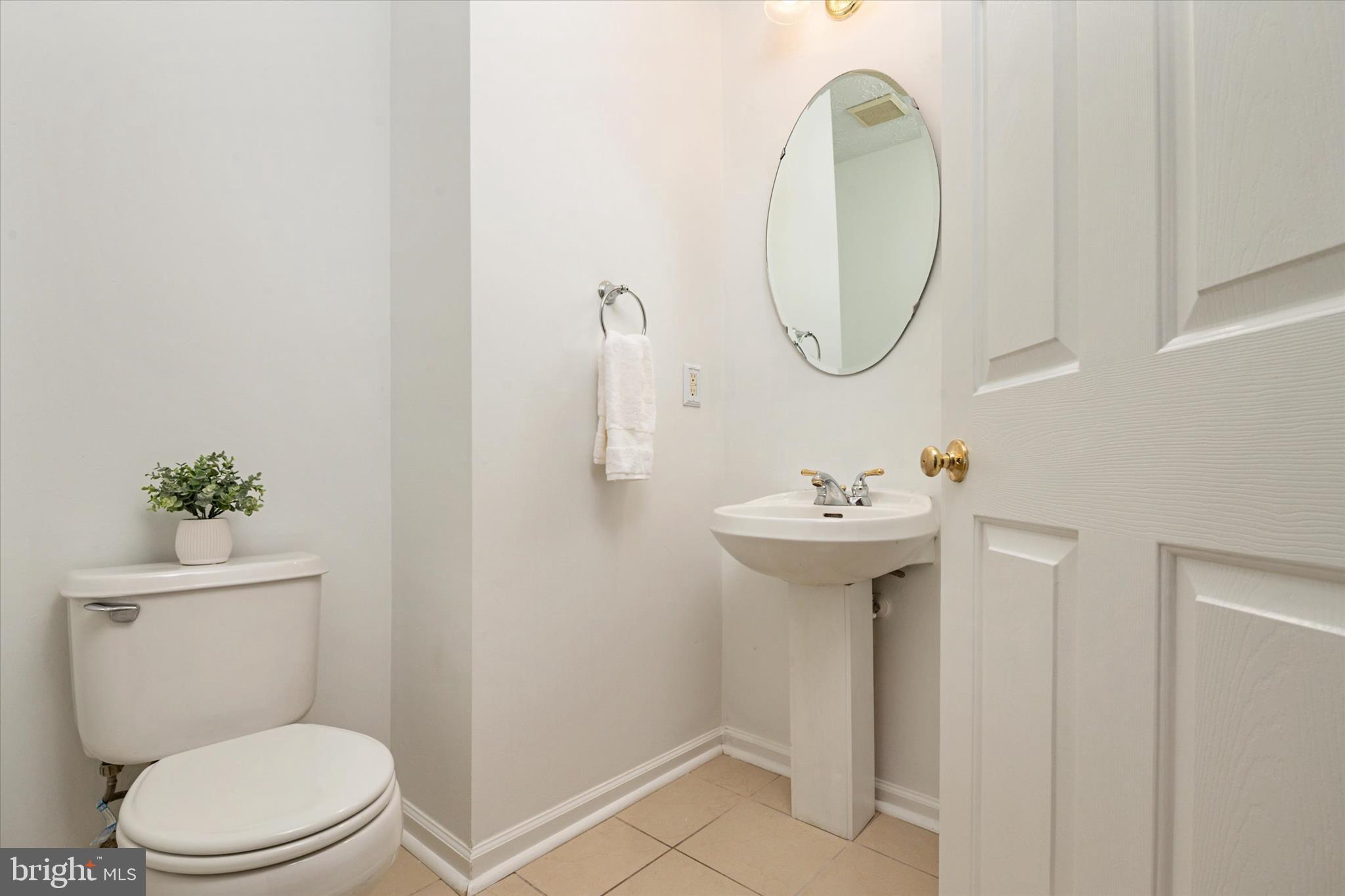 1500 Ridge Forest Way Hanover, MD 21076 - Photo 7 of 48