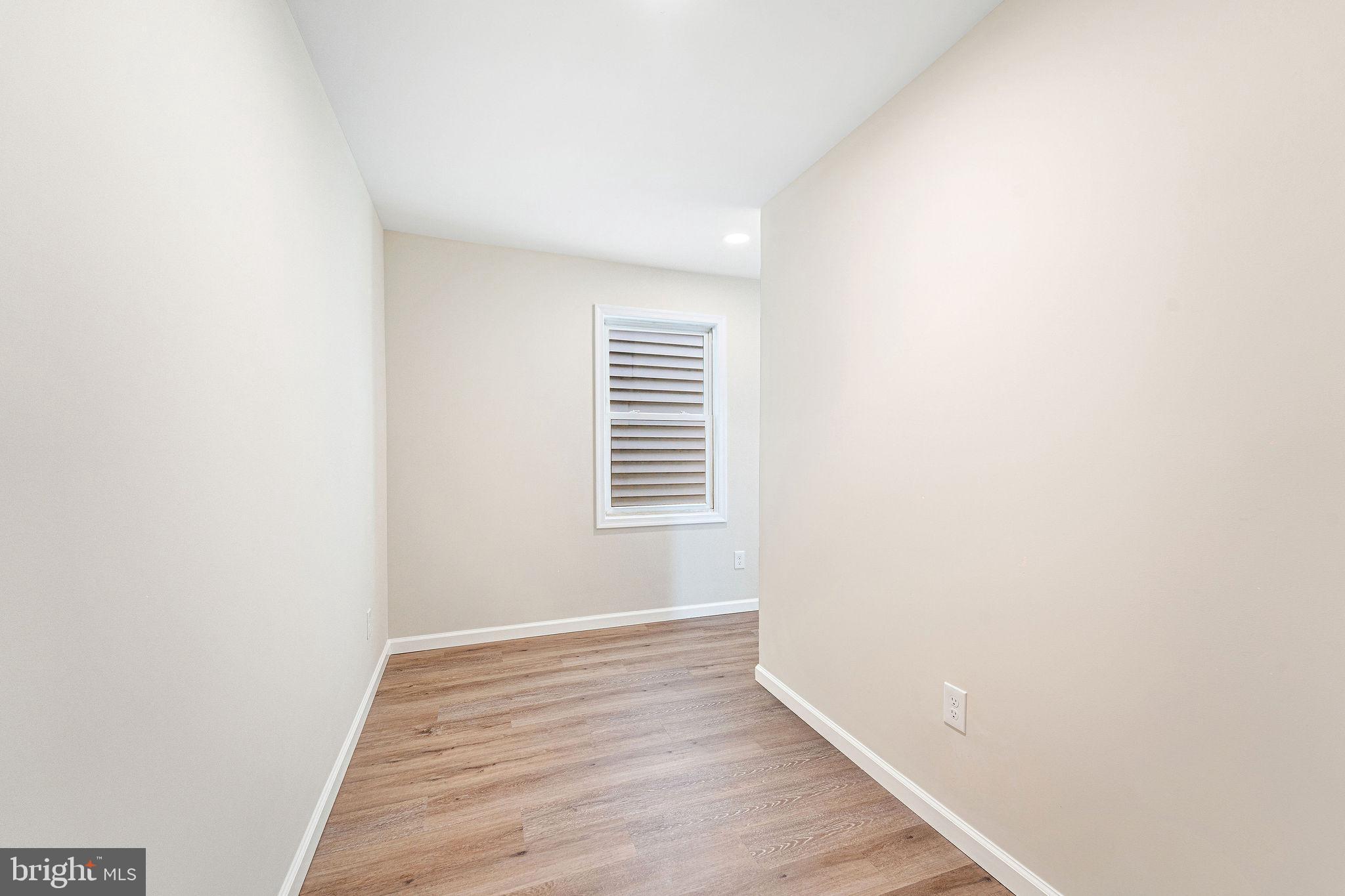 323 Morris Street Gloucester City, NJ 08030 - Photo 12 of 22