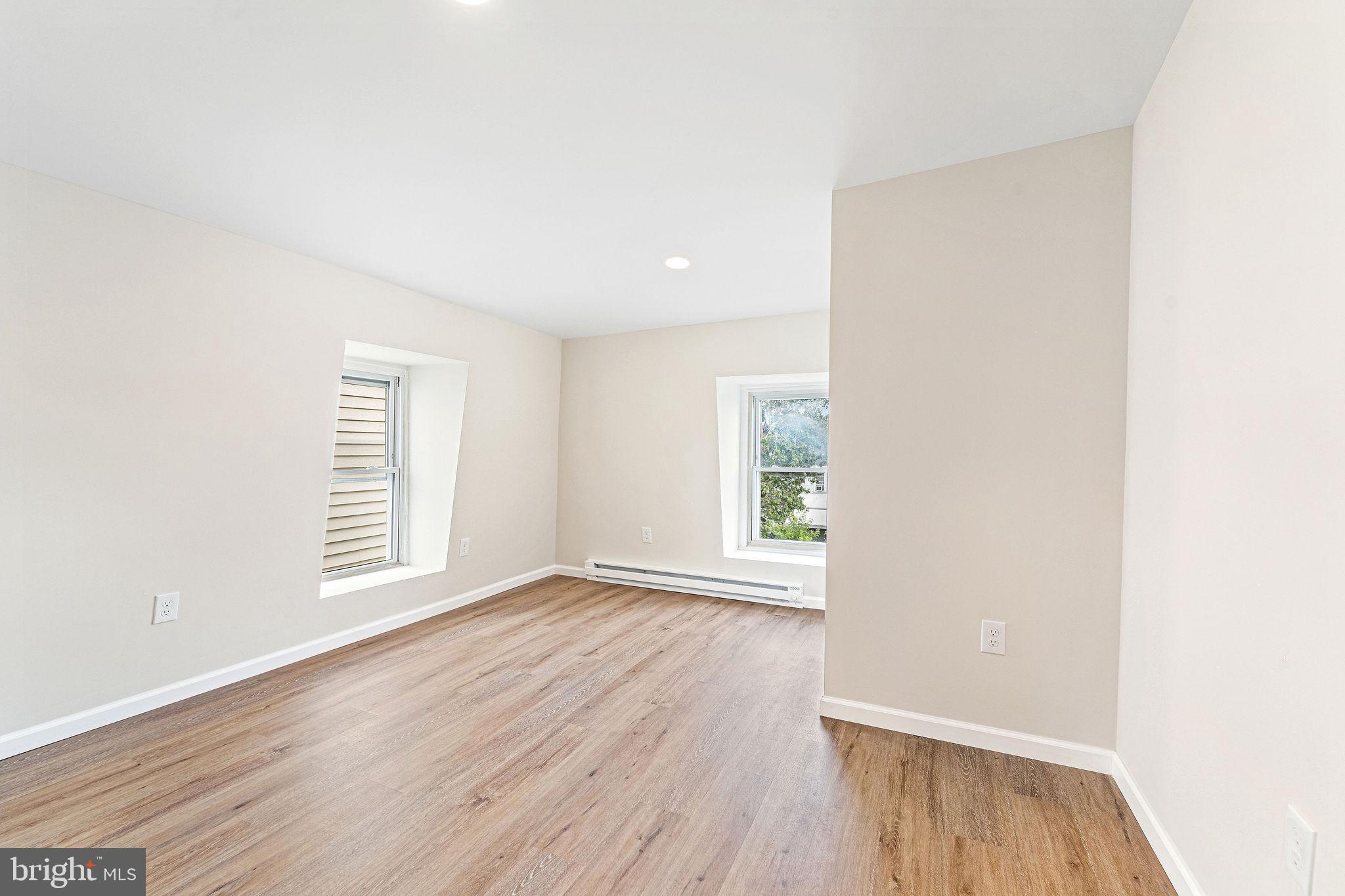 323 Morris Street Gloucester City, NJ 08030 - Photo 17 of 22