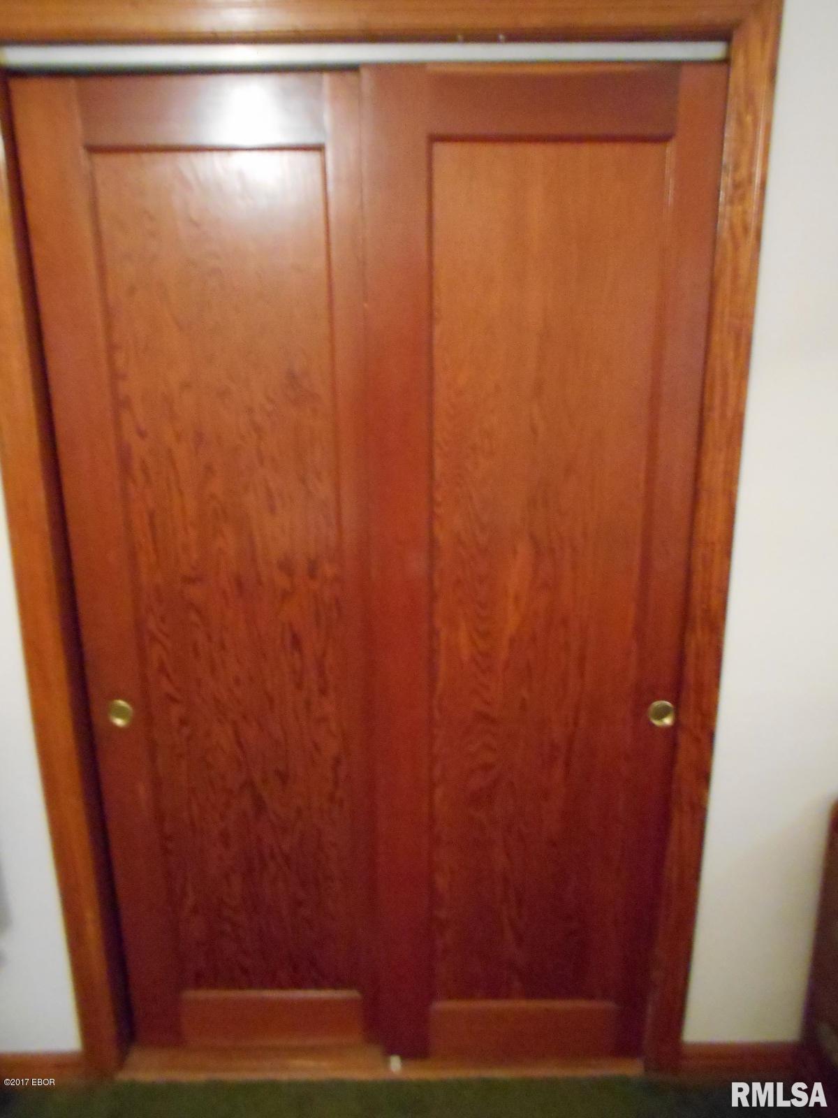 432 South Locust Street Flora, IL 62839 - Photo 20 of 34 Gallery Image 20