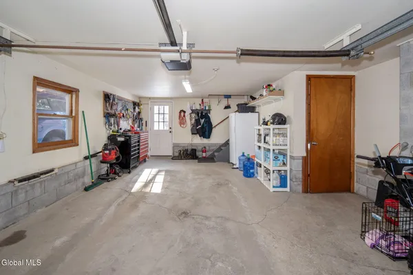 $360,000 | 437 East Lucille Lane, Rotterdam, NY 12306