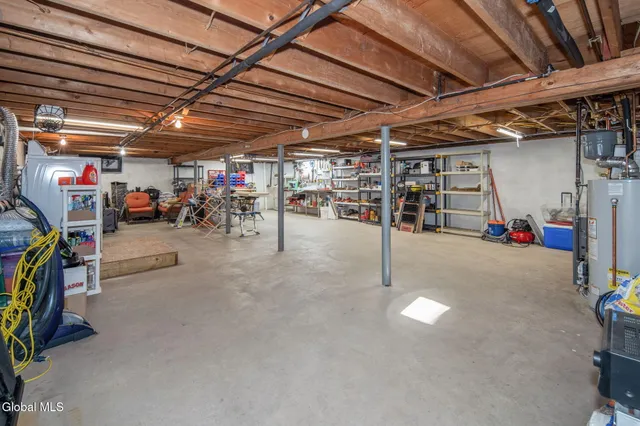 $330,000 | 437 East Lucille Lane, Rotterdam, NY 12306