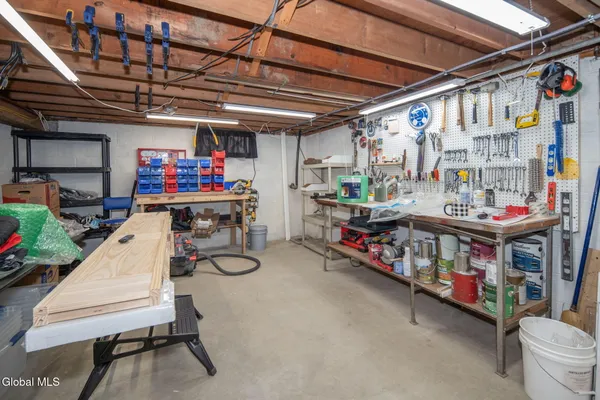 $360,000 | 437 East Lucille Lane, Rotterdam, NY 12306