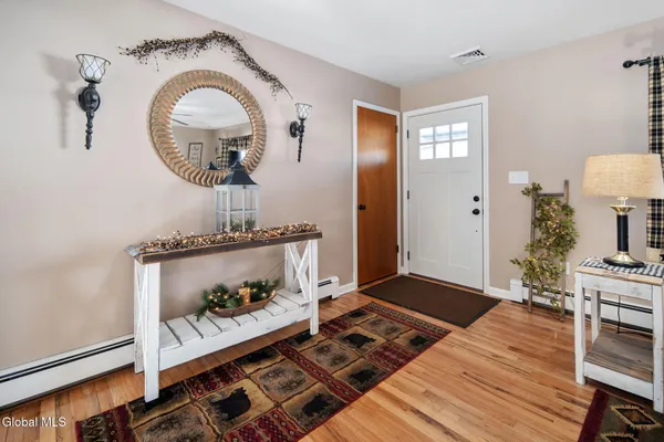 $360,000 | 437 East Lucille Lane, Rotterdam, NY 12306