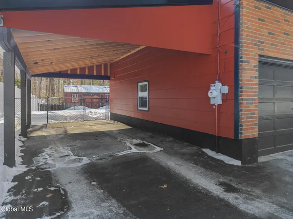 $360,000 | 437 East Lucille Lane, Rotterdam, NY 12306