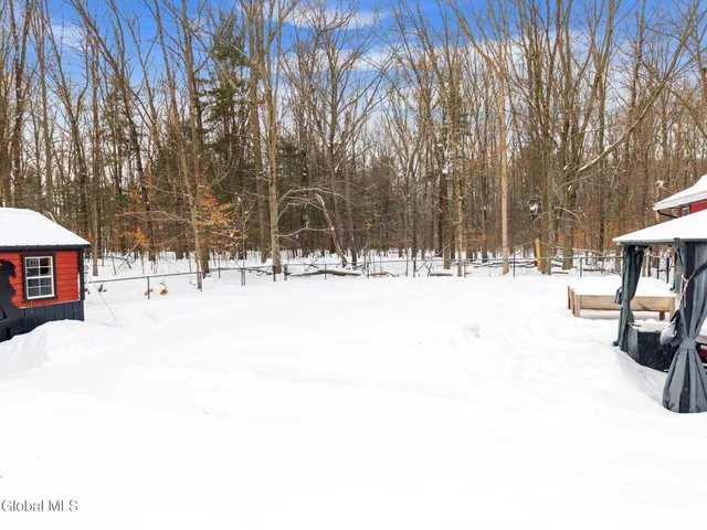 $330,000 | 437 East Lucille Lane, Rotterdam, NY 12306