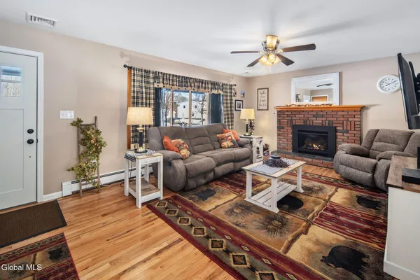 $360,000 | 437 East Lucille Lane, Rotterdam, NY 12306