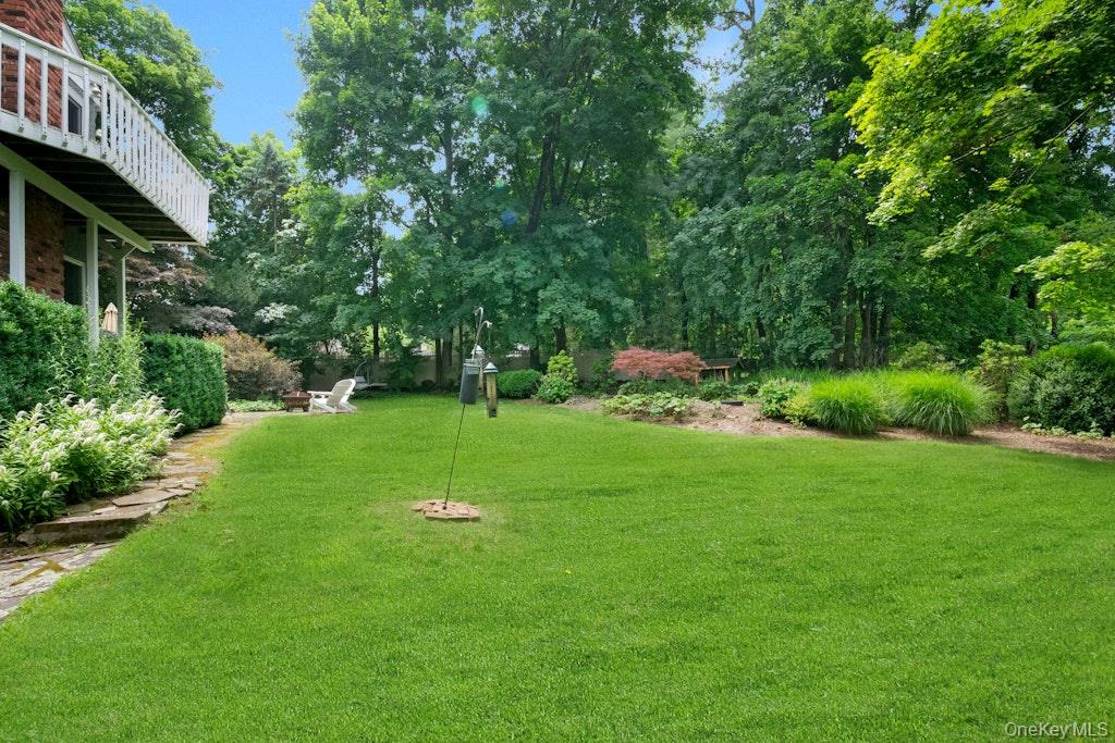 312 Quaker Road Chappaqua, NY 10514 - Photo 7 of 8