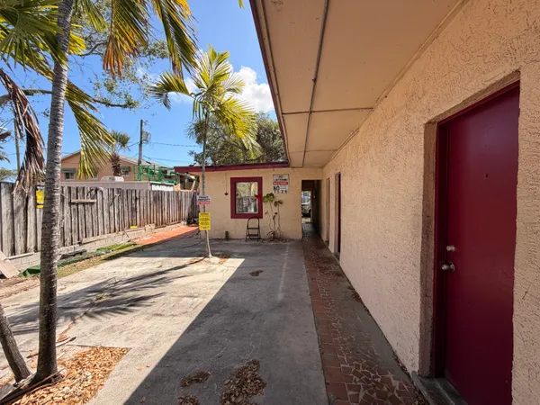 $825 | 1551 Northwest 6th Street, Unit 6, Fort Lauderdale, FL 33311