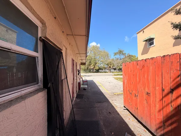 $825 | 1551 Northwest 6th Street, Unit 6, Fort Lauderdale, FL 33311