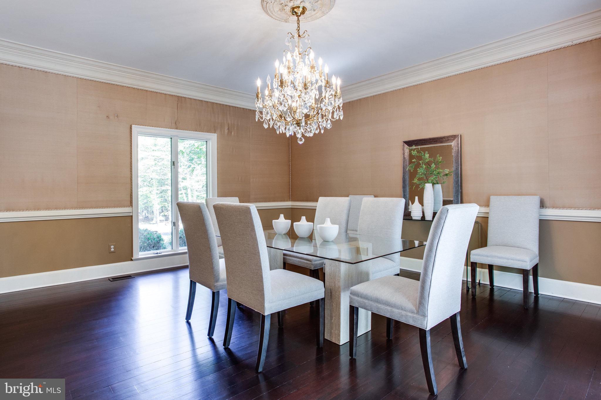137 Yarnick Road Great Falls, VA 22066 - Photo 26 of 61 Formal Dining