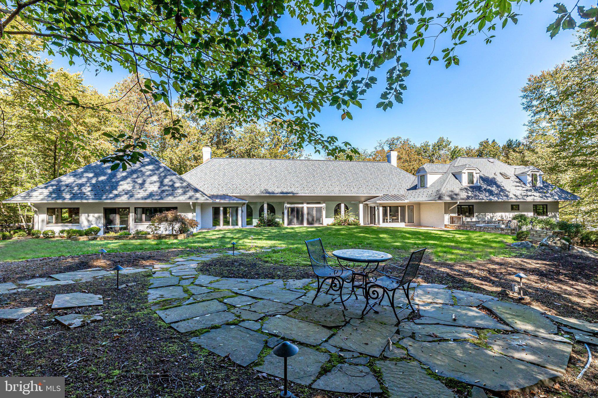 137 Yarnick Road Great Falls, VA 22066 - Photo 57 of 61 Shady seating