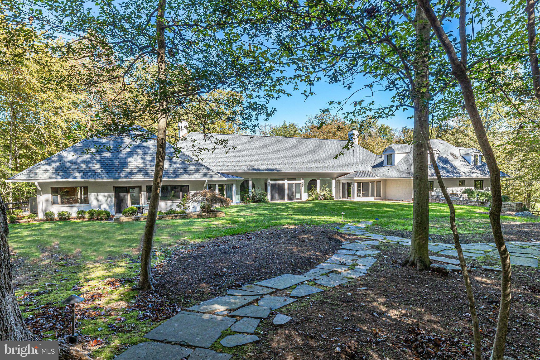 137 Yarnick Road Great Falls, VA 22066 - Photo 60 of 61 Rear elevation