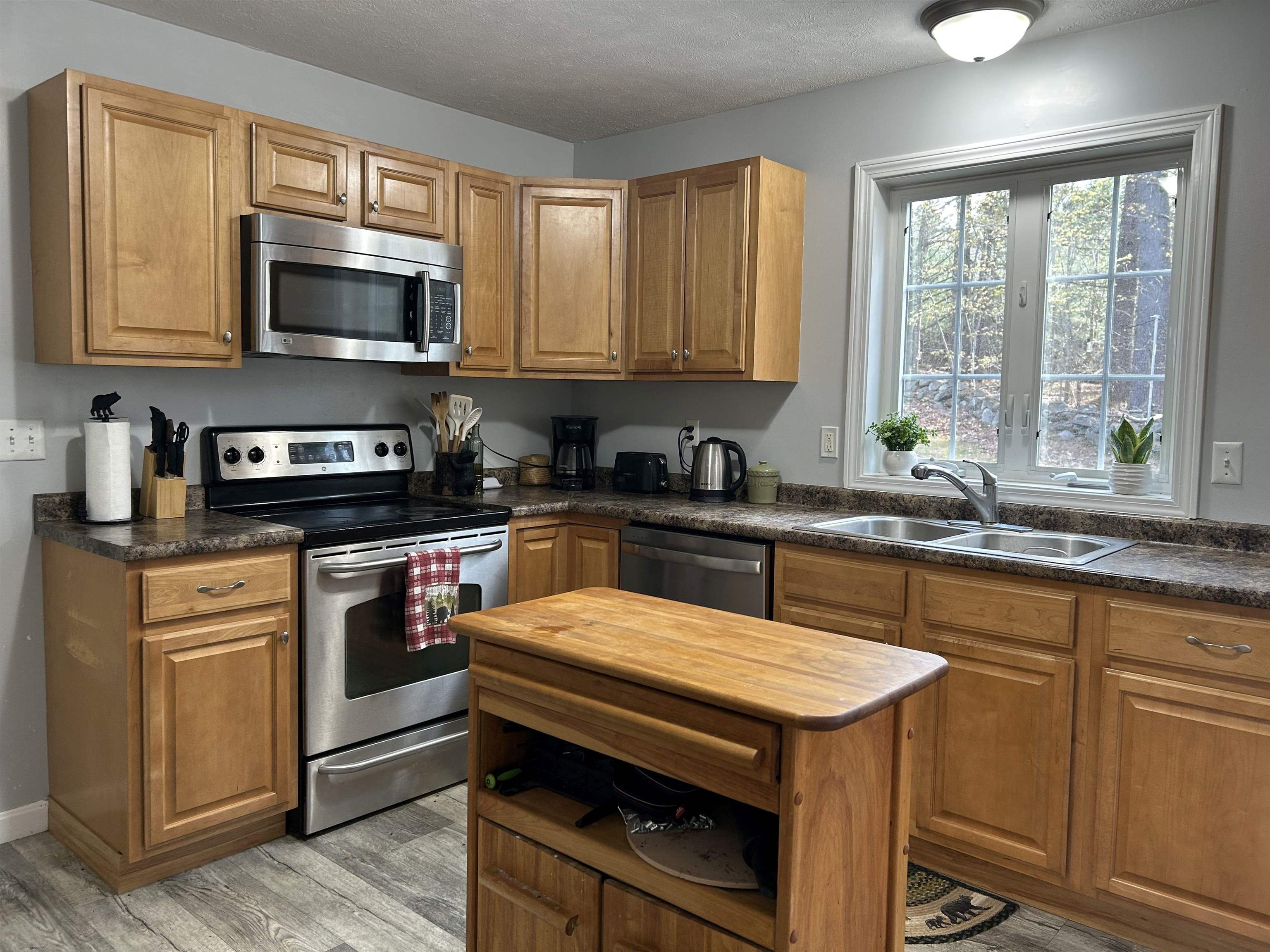 90 Cedar Ridge Drive New Ipswich, NH 03071 - Photo 10 of 35