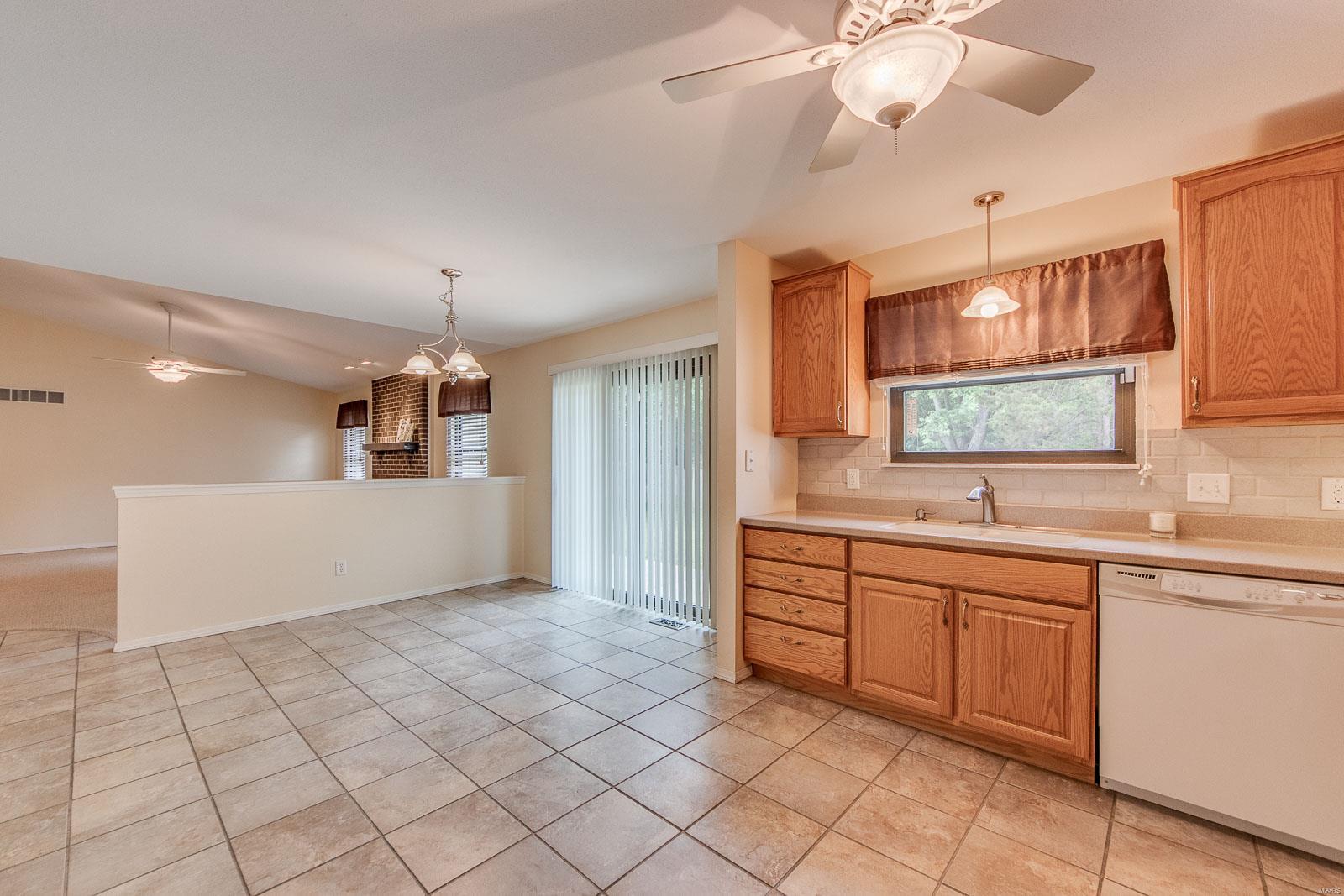 104 Tara Ridge Court Ballwin, MO 63021 - Photo 19 of 52 Gallery Image 19
