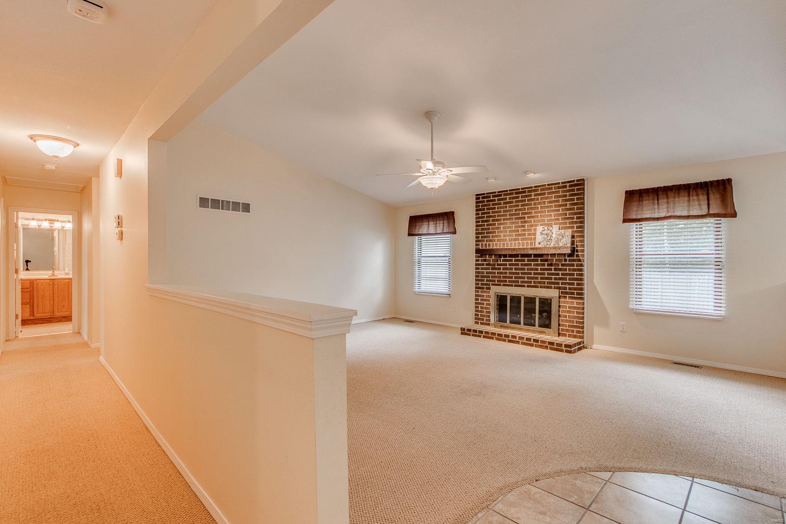 104 Tara Ridge Court Ballwin, MO 63021 - Photo 6 of 52 Gallery Image 6
