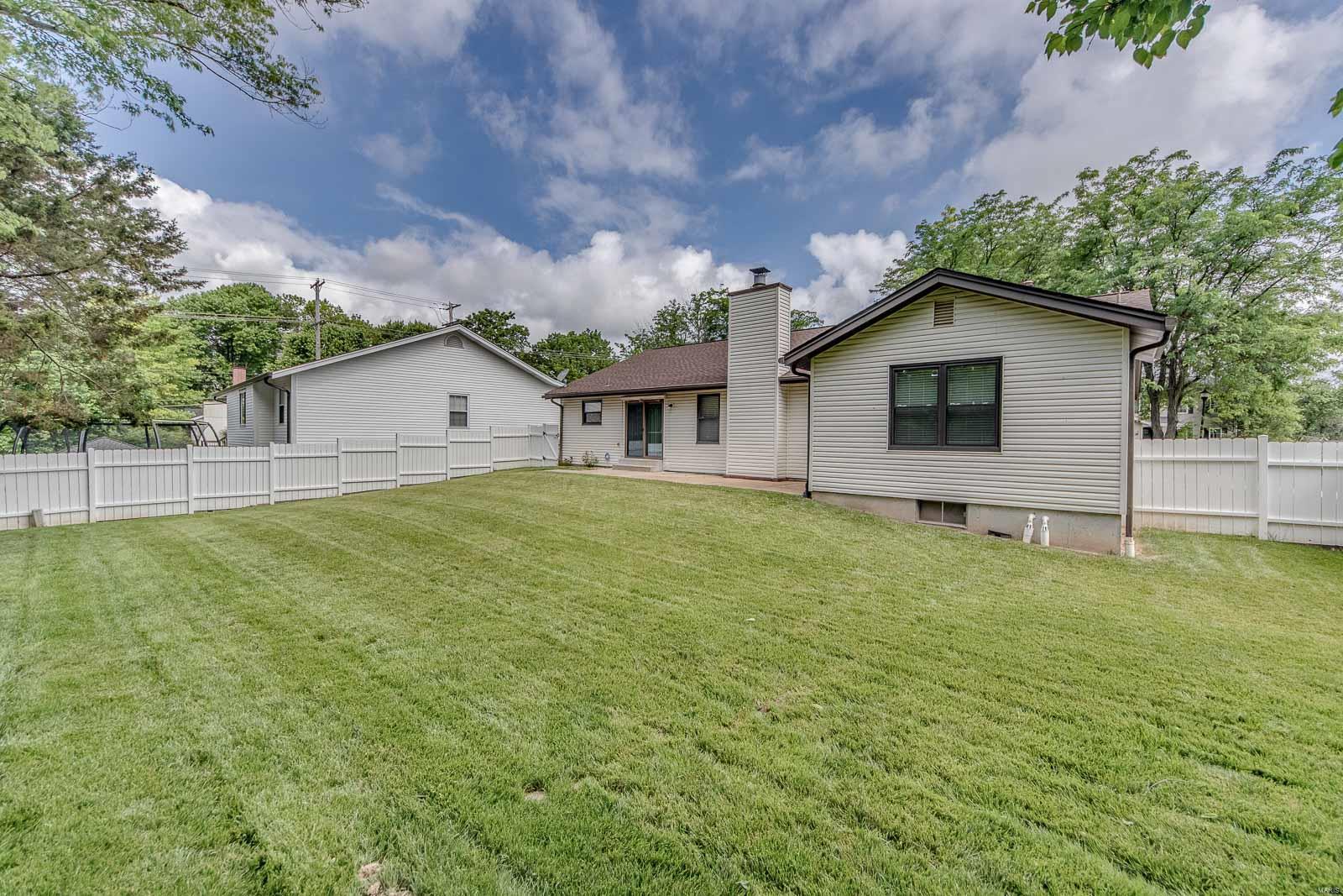 104 Tara Ridge Court Ballwin, MO 63021 - Photo 51 of 52 Gallery Image 51