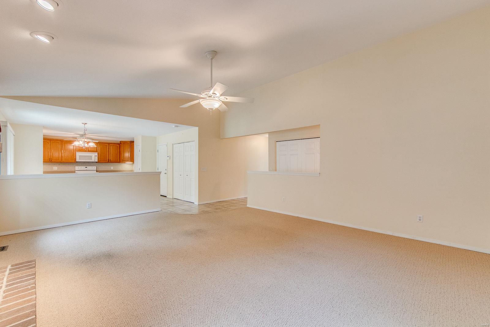 104 Tara Ridge Court Ballwin, MO 63021 - Photo 9 of 52 Gallery Image 9