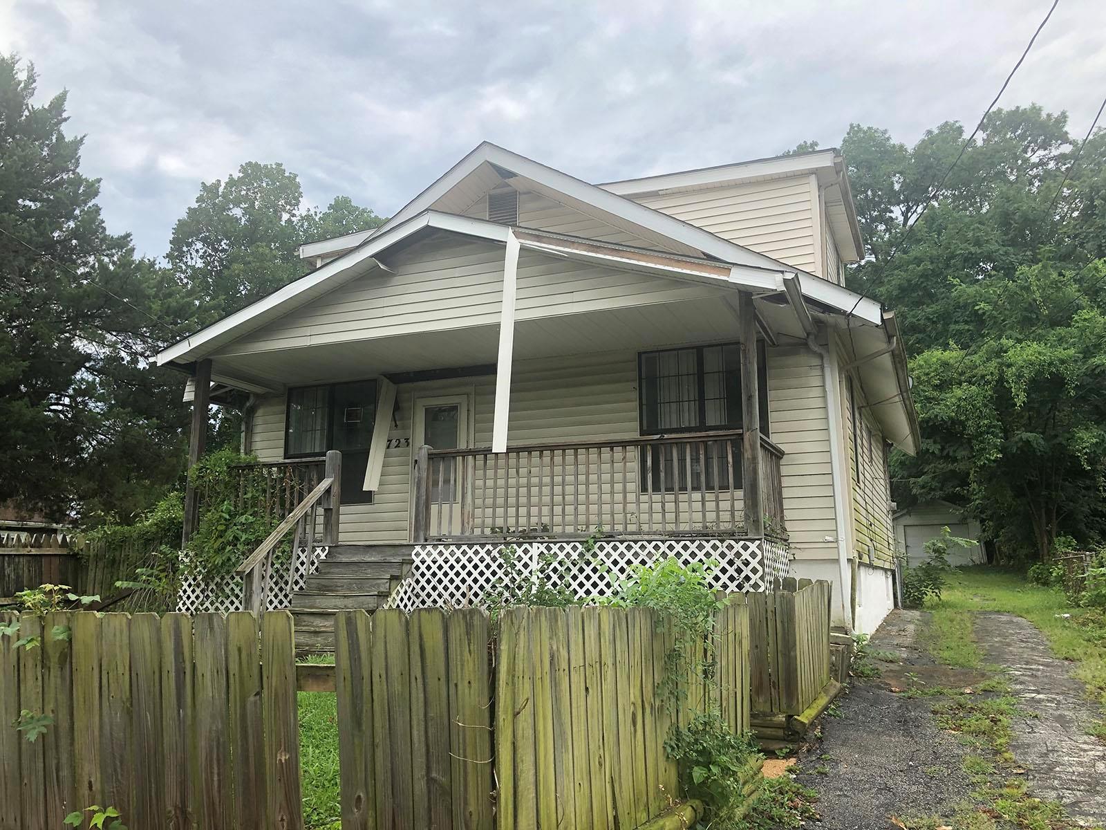 2723 Old Hanley Road St. Louis, MO 63114 - Photo 1 of 2 Gallery Image 1
