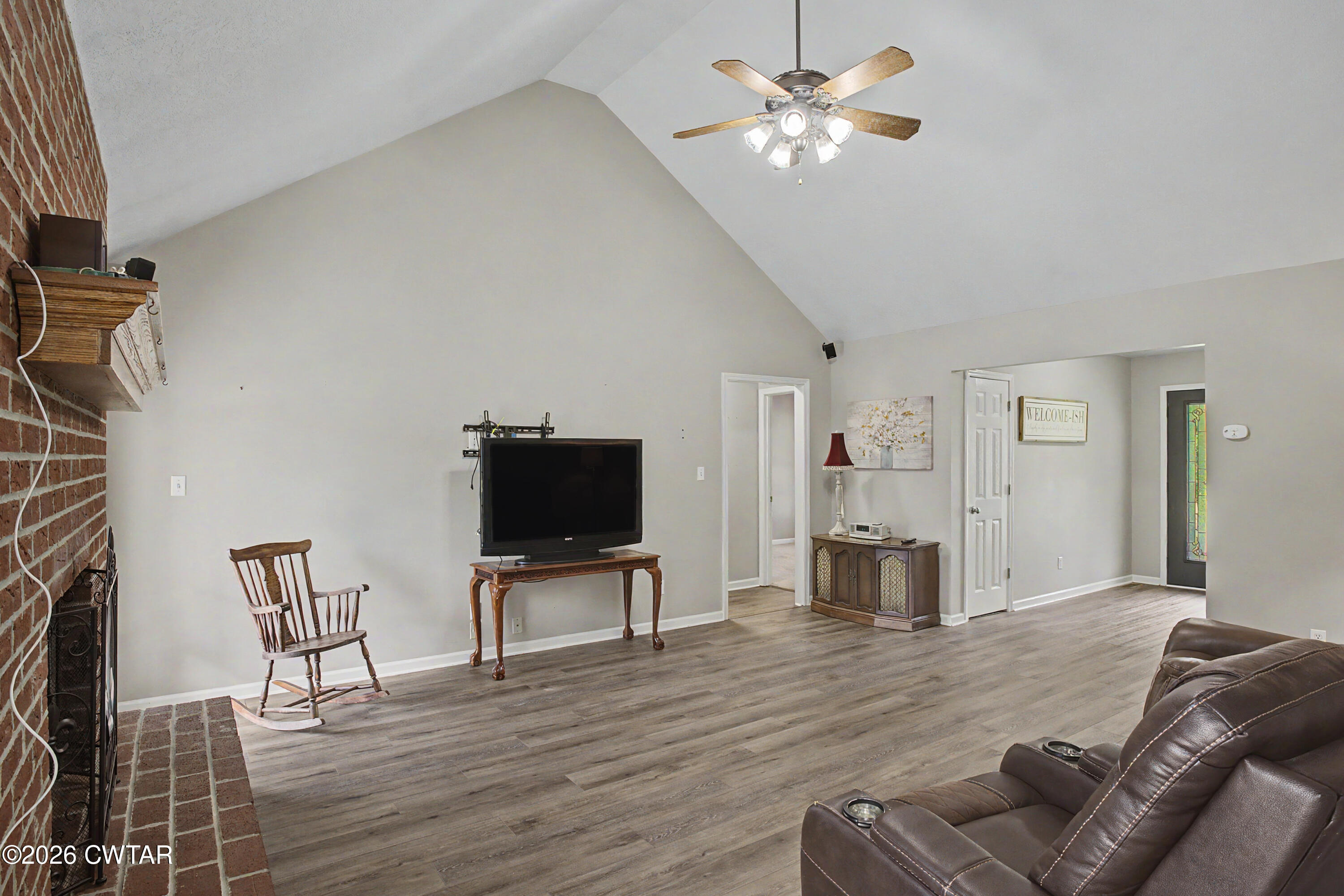 51 R Gann Road Milan, TN 38358 - Photo 10 of 44 Living Room 3