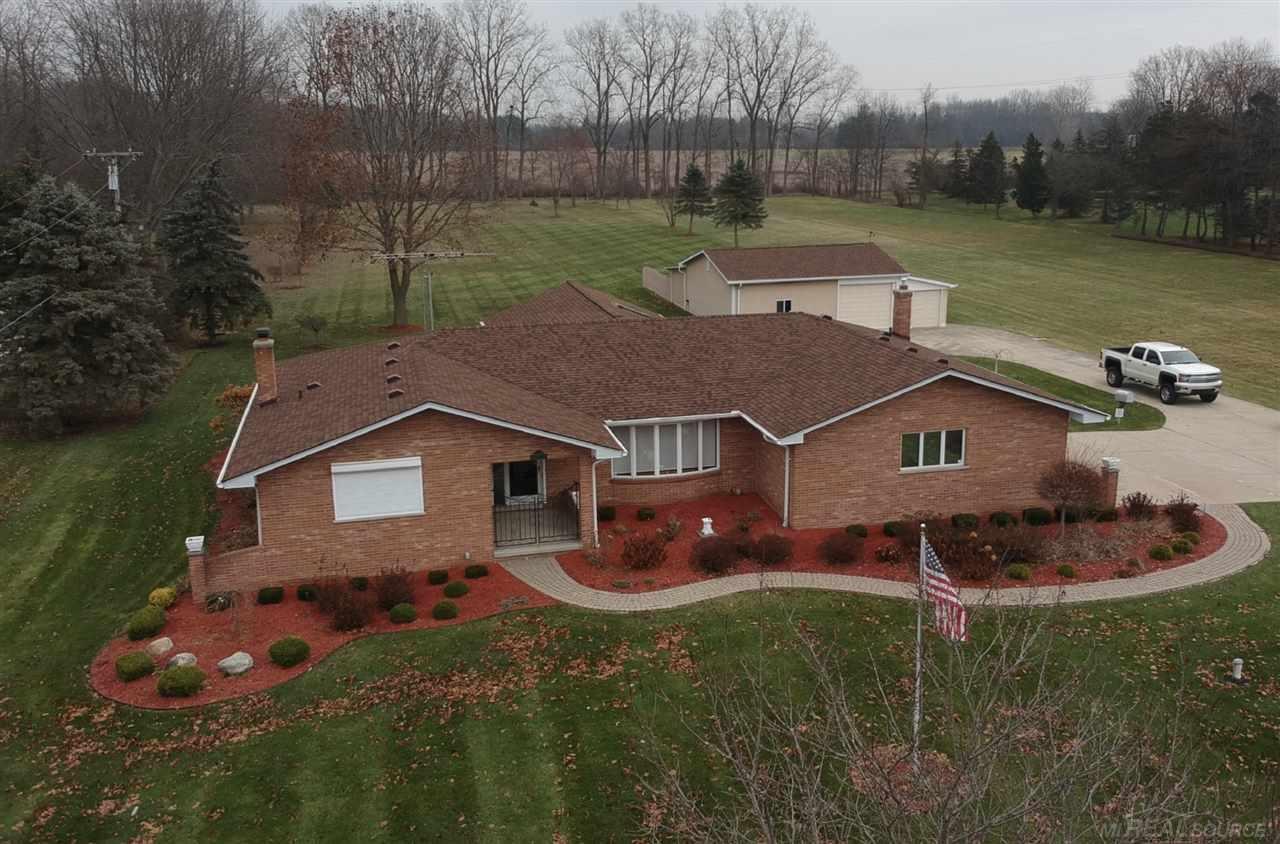 61560 Romeo Plank Road Ray, MI 48096 - Photo 2 of 46 50002451-1.JPG