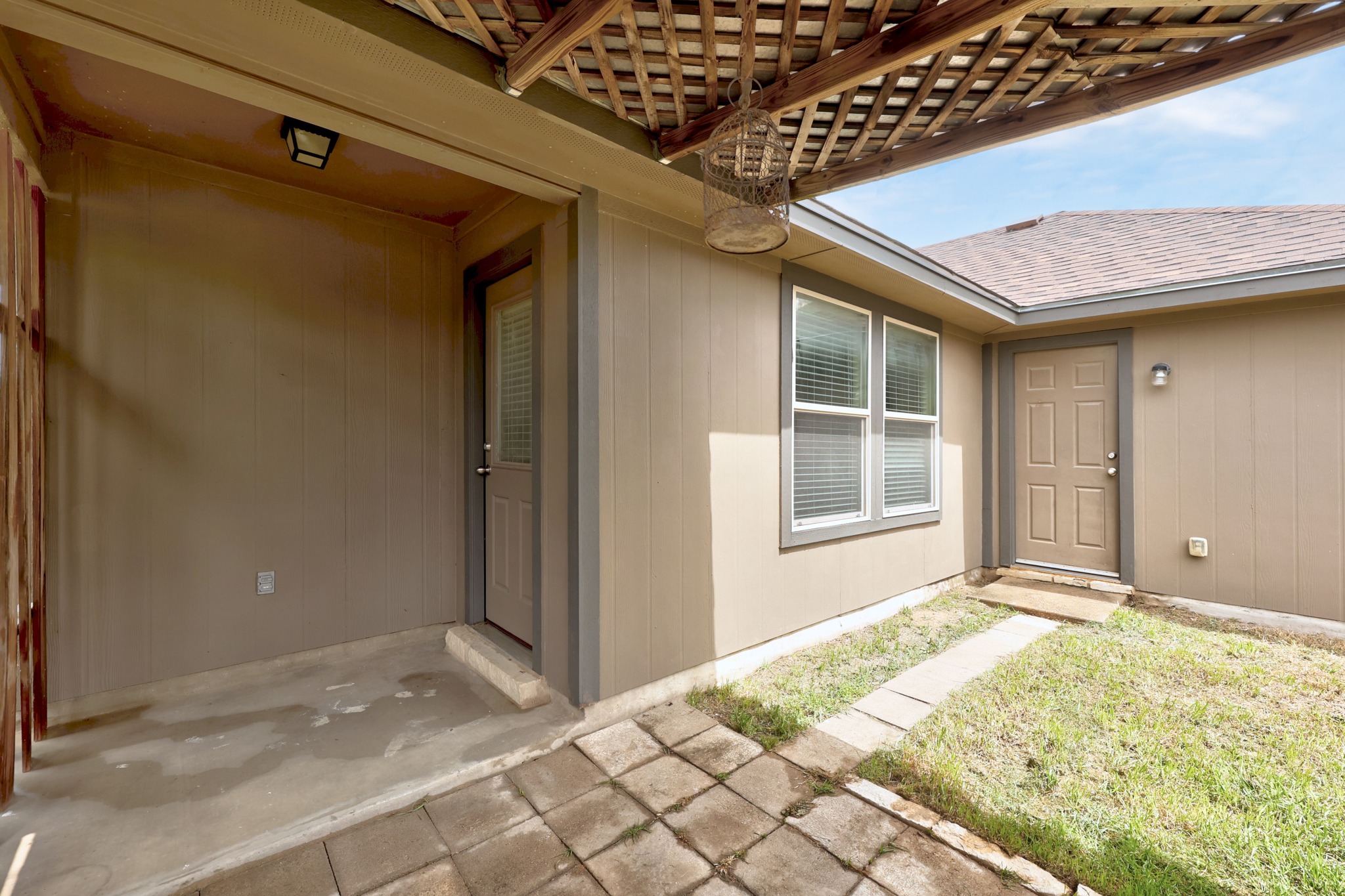 621 Amber Lane Jarrell, TX 76537 - Photo 20 of 22 a view of an entrance of the house