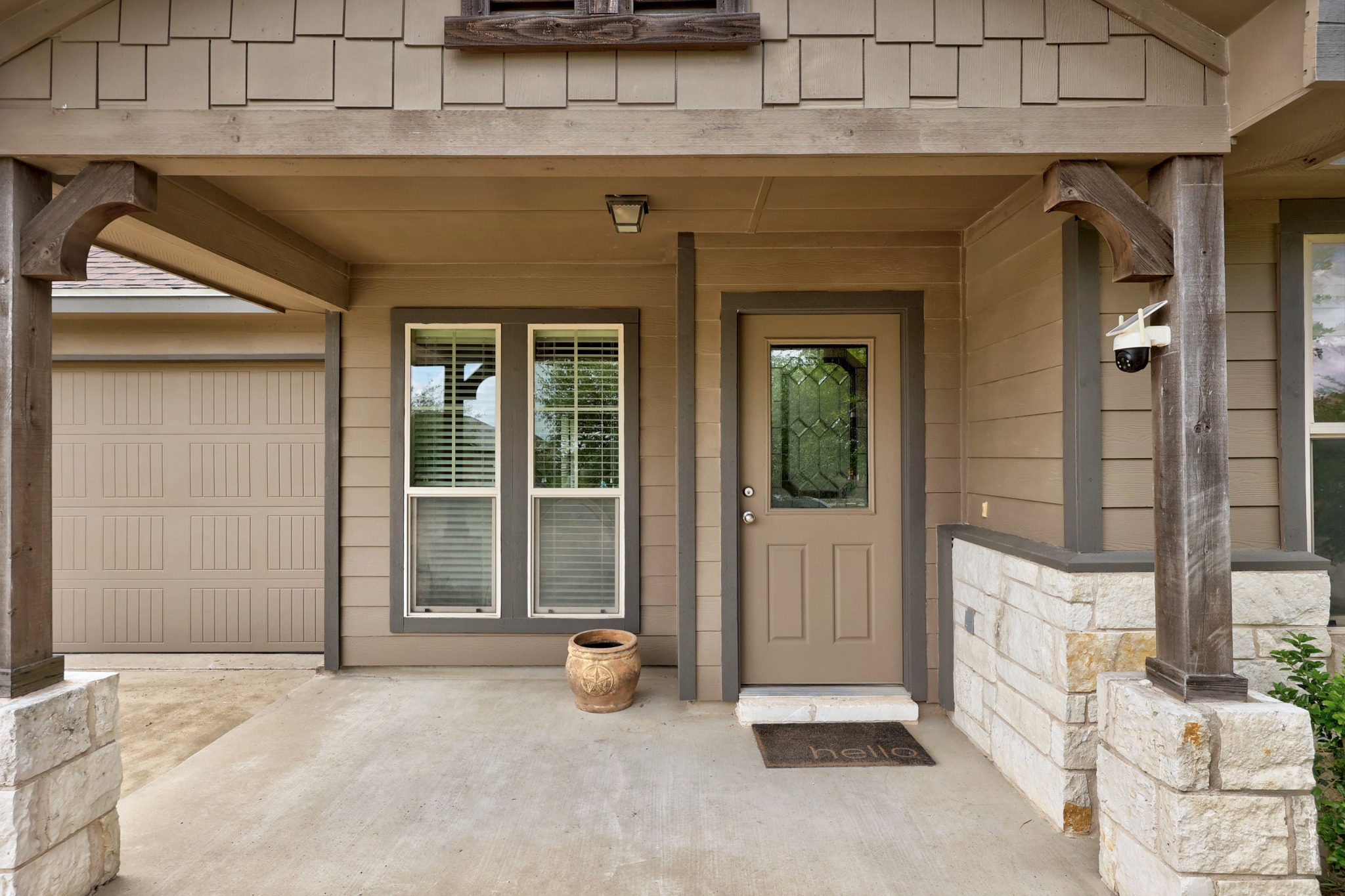 621 Amber Lane Jarrell, TX 76537 - Photo 2 of 22 a view of a entrance to house