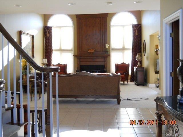 445 Springview Drive Rochester, MI 48307 - Photo 18 of 24 DSCN0053.JPG