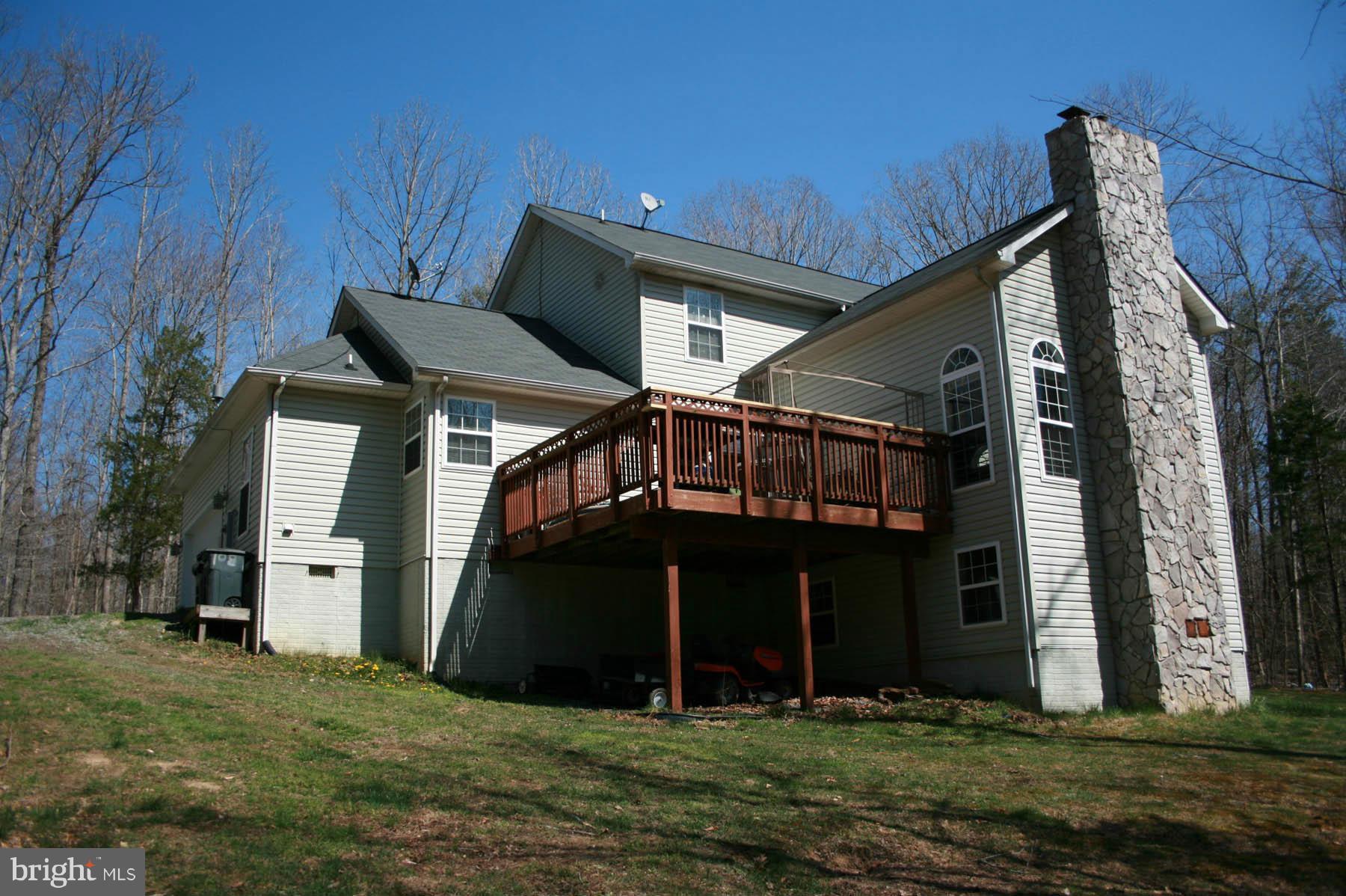108 Meadows Road Fredericksburg, VA 22406 - Photo 4 of 30 Secluded Sunfilled back Deck