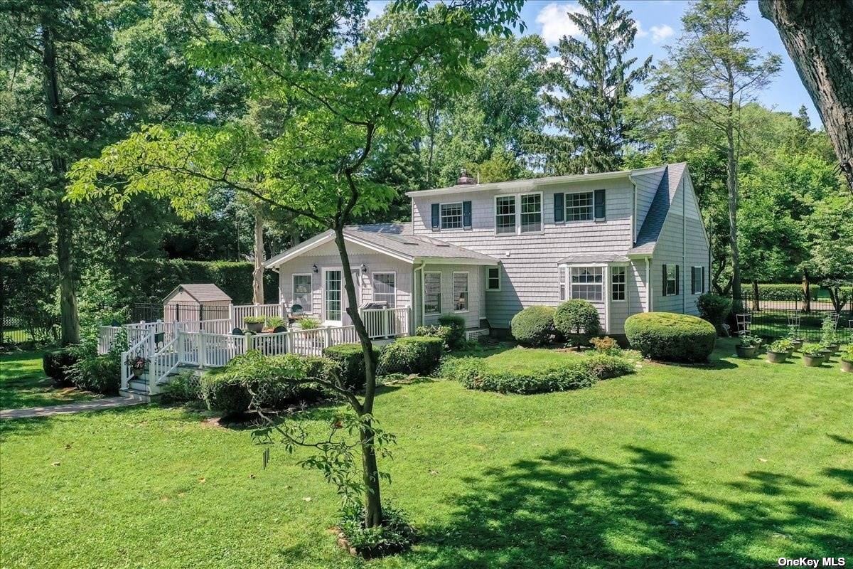 27 Loft Road Smithtown, NY 11787 - Photo 1 of 1 Gallery Image 1