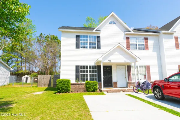 $1,150 | 210 Mesa Lane, Jacksonville, NC 28546