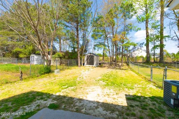 $1,150 | 210 Mesa Lane, Jacksonville, NC 28546