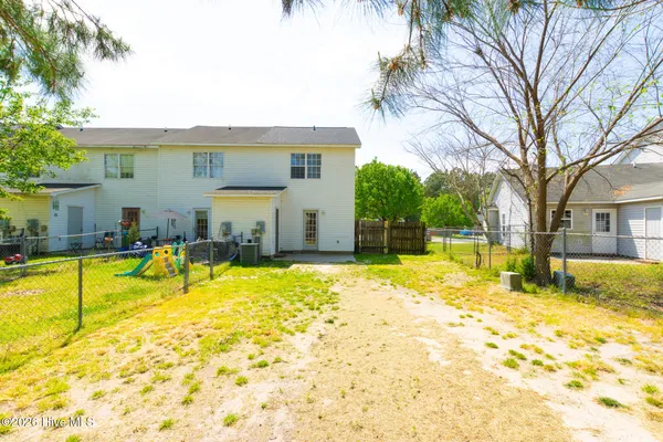 $1,150 | 210 Mesa Lane, Jacksonville, NC 28546