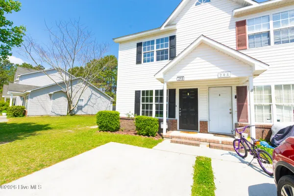 $1,150 | 210 Mesa Lane, Jacksonville, NC 28546