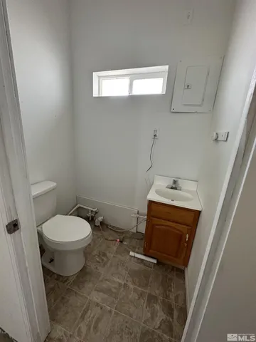 $345,000 | 22215 Topaz Lake Lane, Lovelock, NV 89419