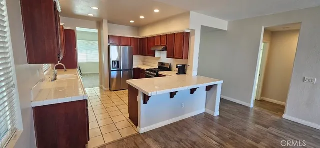 $2,850 | 11056 Windcrest Court, Adelanto, CA 92301