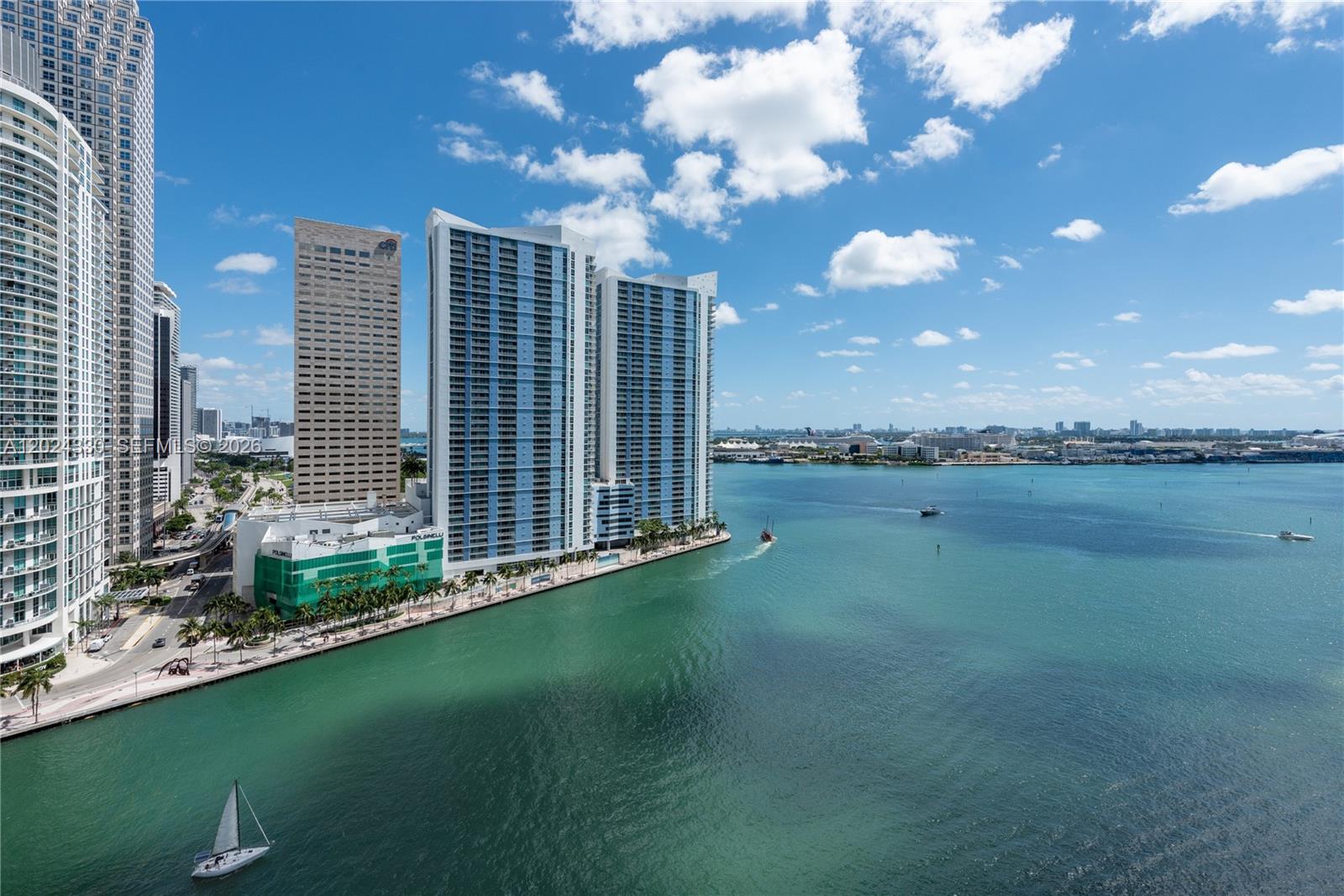 901 Brickell Key Boulevard, Unit 2006 Miami, FL 33131 - Photo 5 of 41 Miami River and Biscayne Bay