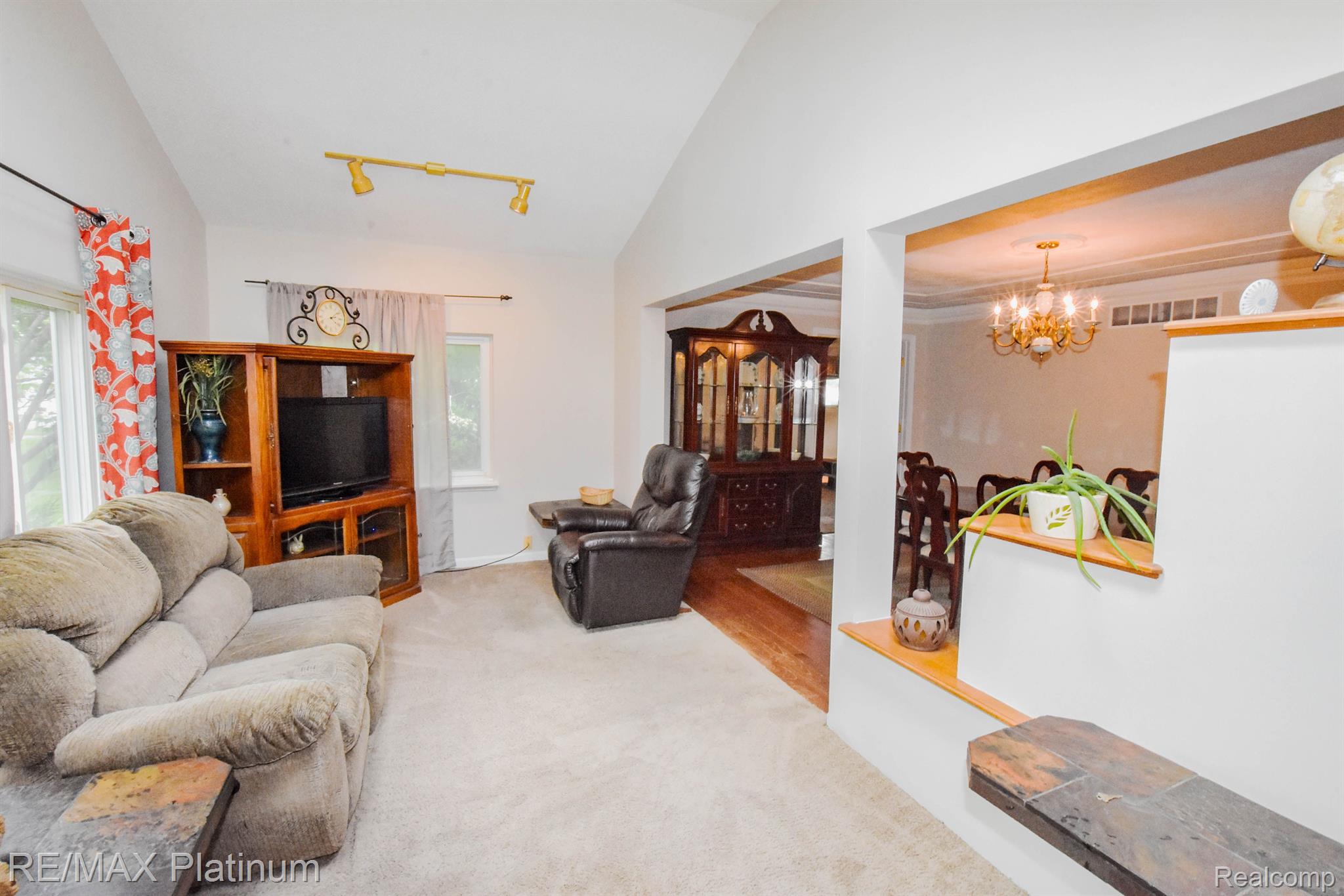 10435 Hall Road Whitmore Lake, MI 48189 - Photo 12 of 35 Gallery Image 12
